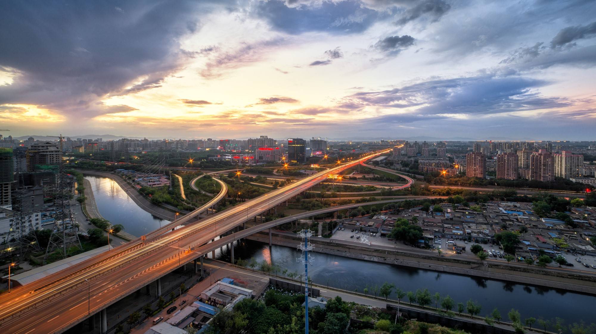 立交桥城市建筑ppt背景图