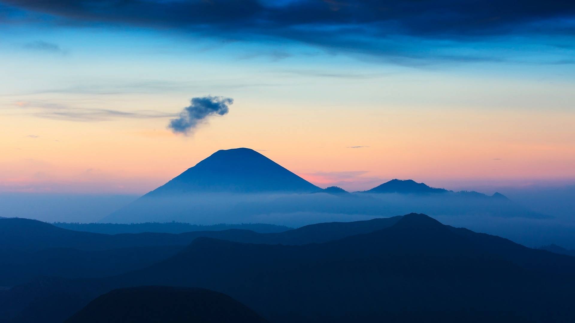 地形黎明天空ppt背景图