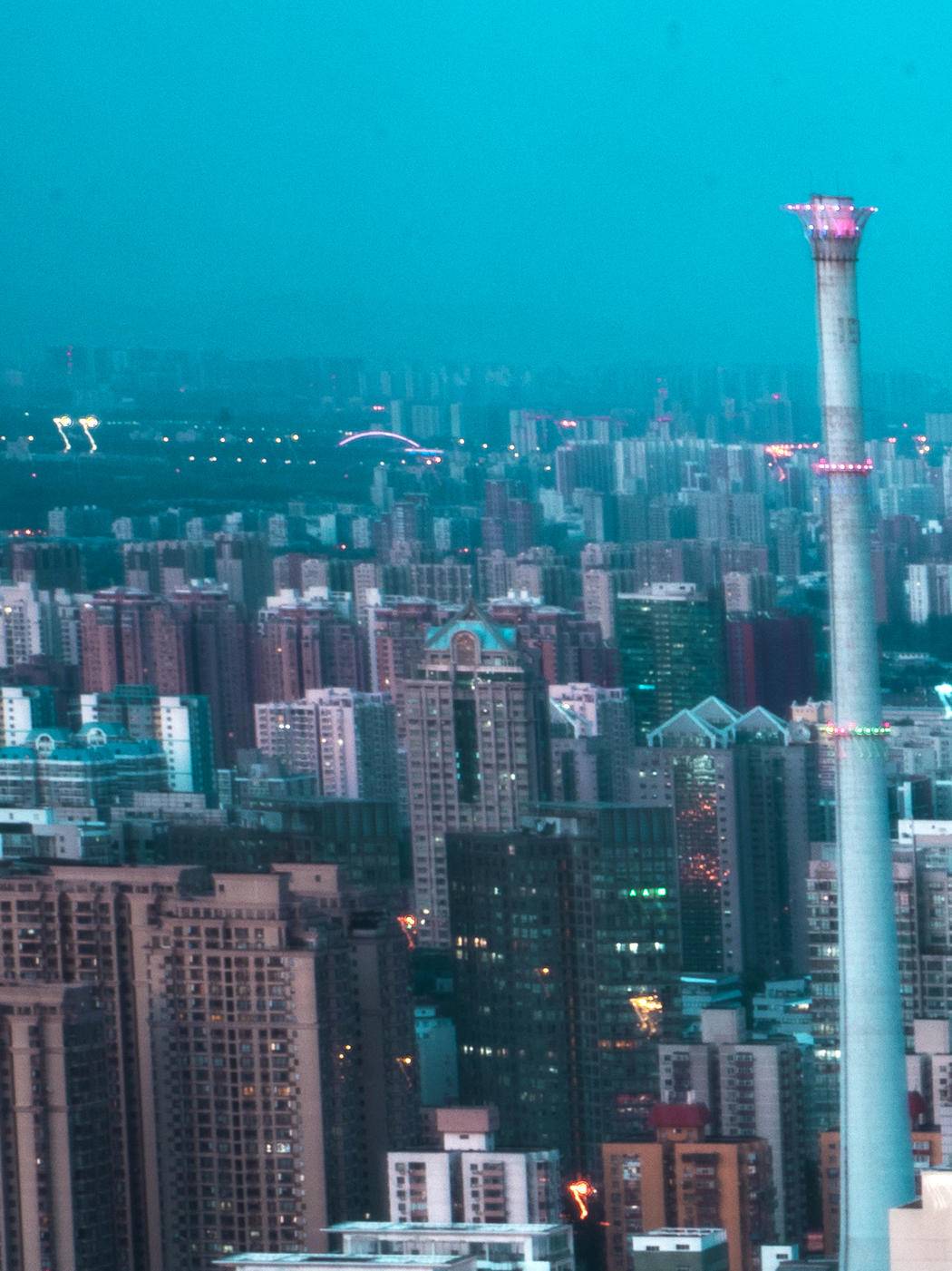 城市摩天大楼高楼PPT背景图